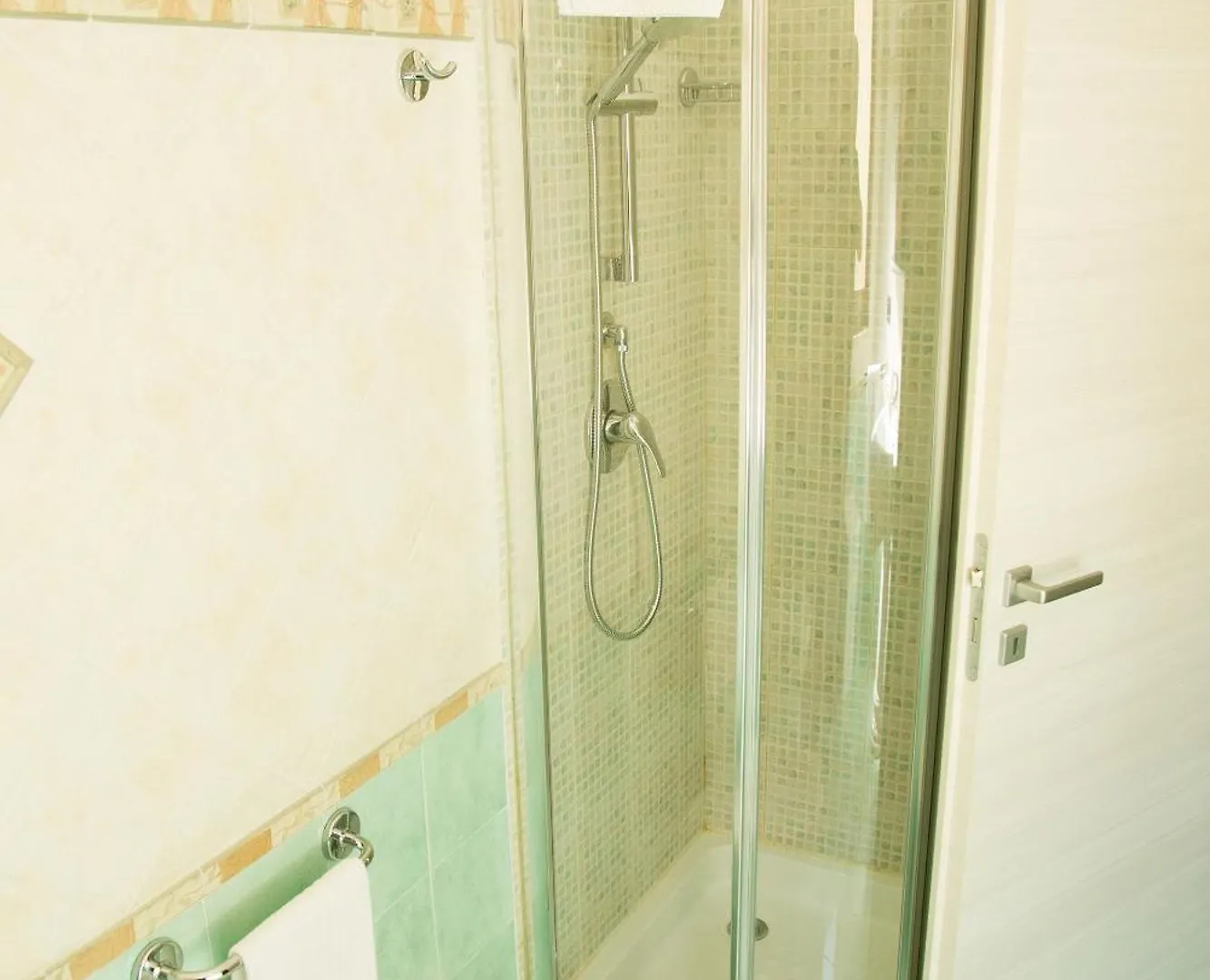 Sicilia Case Vacanze Balestrate 0*,